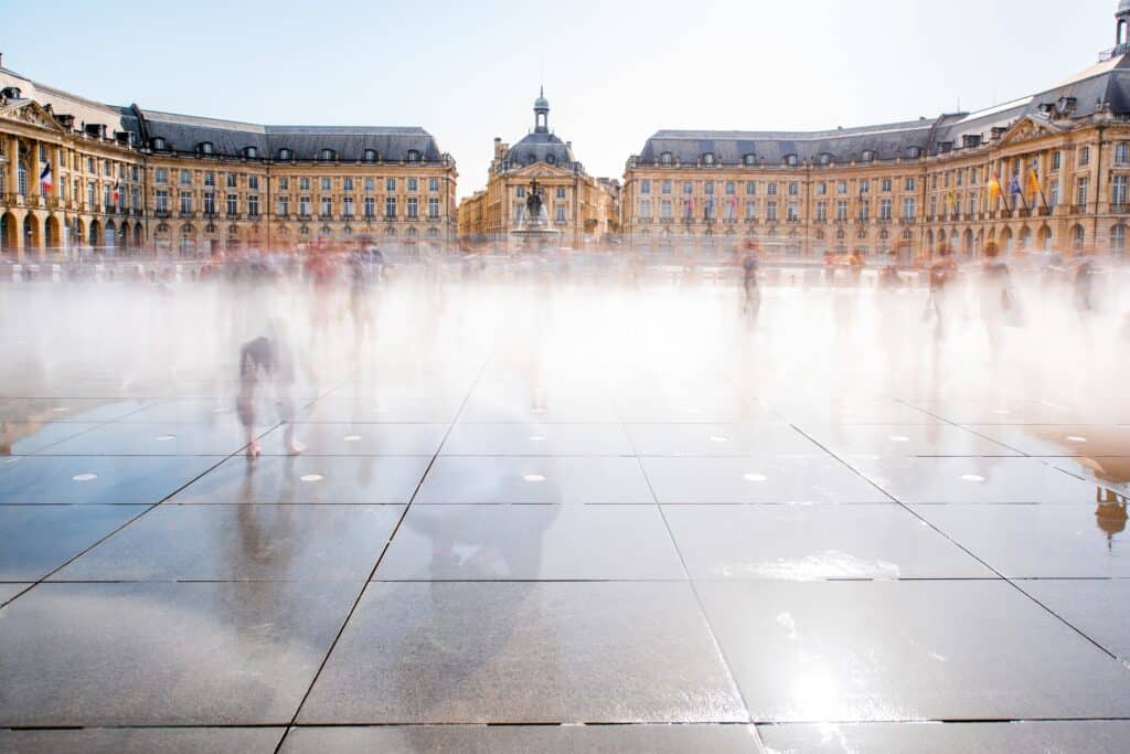 Miroir d'eau pour un week-end en amoureux à Bordeaux